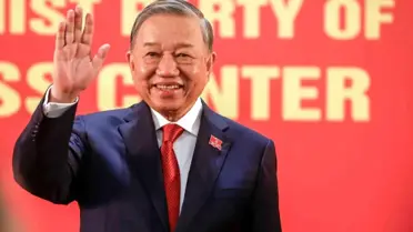 To Lam Yeniden Genel Sekreter Seçildi