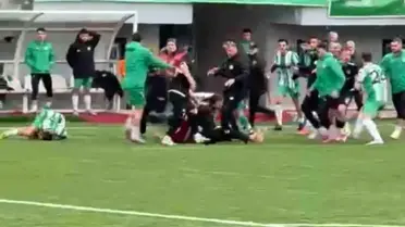 Rize'de Amatör Maçta Kavga! 