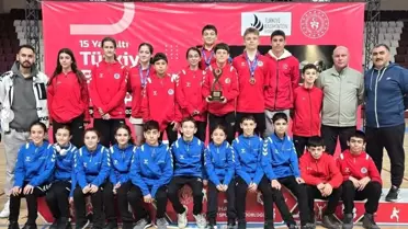 Erzincan Badminton Takımı Başarıyla Döndü