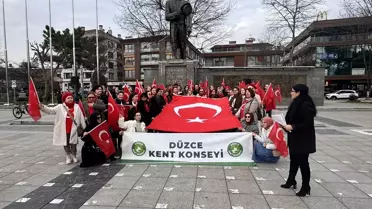 Düzce'de Türk Bayrağına Saldırıya Tepki