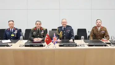 Bayraktaroğlu'ndan NATO Toplantısı
