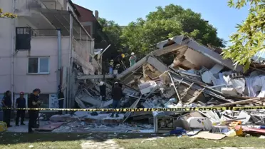 Sındırgı'da 5.1 Büyüklüğünde Deprem