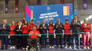 Eskişehir'de Yeni Spor Salonu Açıldı