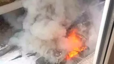 Elazığ'da Park Halindeki Otomobil Yandı