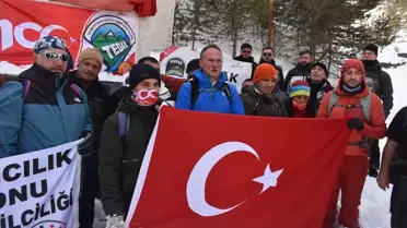 Zigana Dağı'nda 17 yıl önceki çığda hayatını kaybeden 10 dağcı anıldı