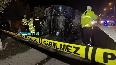 Adana'da Otobüs Devrildi: 8 Yaralı