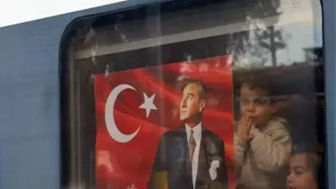 Atatürk'ün Turgutlu'ya gelişinin 103'üncü yılı kutlandı