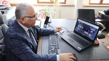 Edirne Müdürü 'Yılın Kareleri' Oylamasına Katıldı