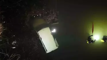 Eskişehir'de Araç Porsuk Çayı'na Düştü