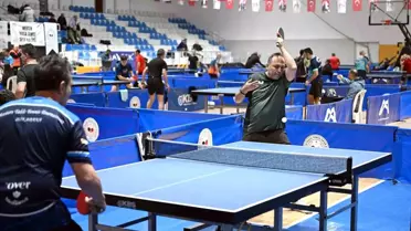 Mersin'de 5. Ulusal Masa Tenisi Veteran Turnuvası tamamlandı