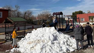 Osmaniye'de çocukların kar hasreti sona erdi