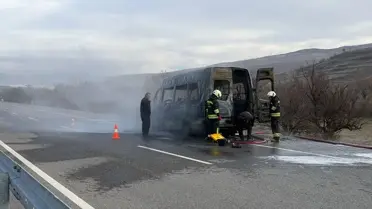 Seydişehir-Konya yolunda minibüs yandı