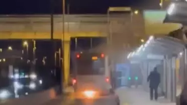 Üsküdar'da Metrobüste Yangın