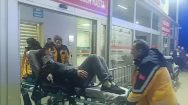 Kozan'da İşçi Minibüsü Devrildi: 13 Yaralı