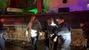 Datça'da sele kapılan aracın sürücüsü ağaç dalına tutunarak hayatta kaldı