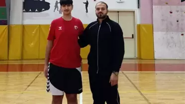 Muhammed Emir Yıldırım U16 Hentbol Kampı'na Davet Edildi