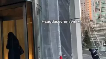 Erden Timur'un sahibi olduğu NEF'in binasına silahlı saldırı