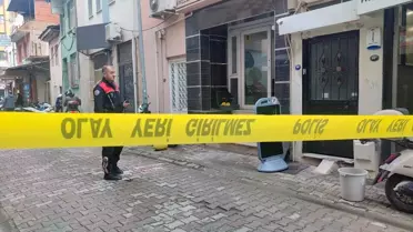 Ödemiş'te Emlak Ofisinde Silahlı Kavga