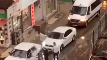 İzmir'de Trafik Tartışması Şiddetle Sonuçlandı