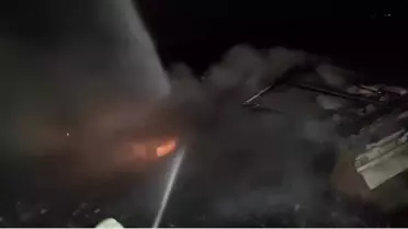 Nusaybin'de Devrilen Tırda Yangın Çıktı