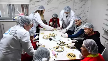 Mola Evi'nde, özel öğrenciler birlikte börek ve kurabiye yaptı