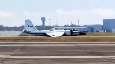 NASA Uçağı Mekanik Arıza ile Gövde Üzerine İniş Yaptı