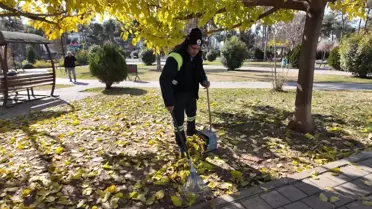 Dürüst Temizlik İşçisi: Kaybolan Telefon Sahibine Ulaşmayı Başardı