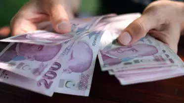 Tek maaş ihtimali belirdi! Emekli bayram ikramiyesinde yeni senaryo