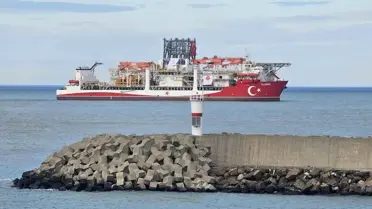 Yıldırım Sondaj Gemisi Filyos Limanı'na Ulaştı