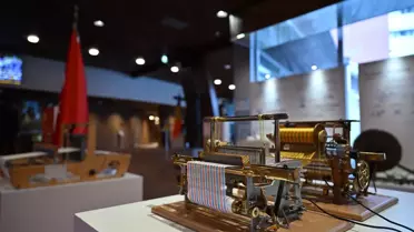 Emine Erdoğan'dan Fransa'daki 'Türkiye Dokuma Atlası-Kumaşın Hafızası' sergisine ilişkin paylaşım