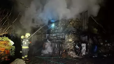 Muğla'da Ahır Yangını: 9 Hayvan Telef Oldu