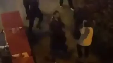 Başakşehir'de Sopalı Kavga! Polisi Uyarı Ateşi Açmaya Zorladı
