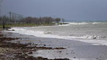 Çanakkale Boğazı'nda Gemiler Yeniden Geçişte