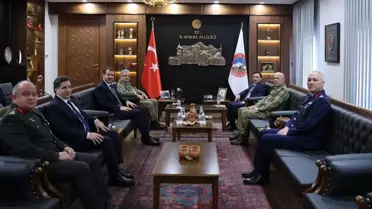 Vali Çiçek, Komutan ve Bakan Yardımcısını Ağırladı