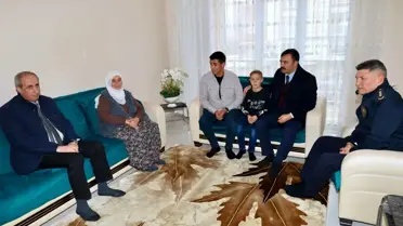 Kaymakam Soysal, Şehit Ailelerini Ziyaret Etti