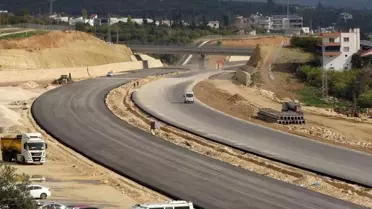 Çeşmeli-Kızkalesi Otoyolu'nda İlerleme