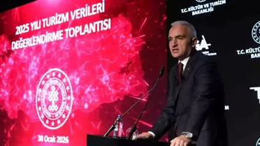 Bakan Ersoy: '2025 turizm geliri 65,2 milyar dolar'