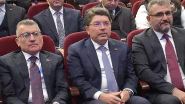 Bakan Tunç: Yeni bir anayasa ile Türkiye Yüzyılı'na başlamamız lazım