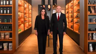 Başkan Özlü Sarıeroğlu'nu ağırladı