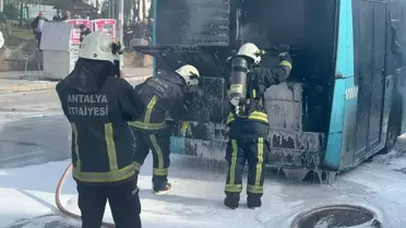 Antalya'da Halk Otobüsünde Yangın