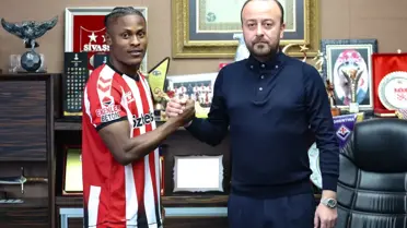 Sivasspor, Okoronkwo'yu Kadrosuna Kattı