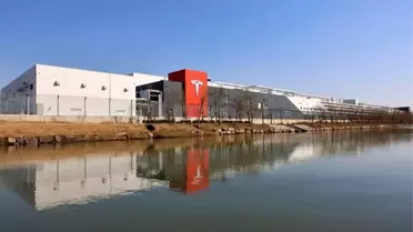Tesla, Shanghai'da 2.000 Megapack Üretti