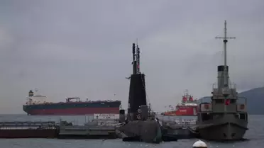 Bozcaada'daki Tanker Yalova'ya Götürüldü