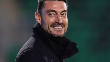 Eintracht Frankfurt'un yeni teknik direktörü Albert Riera oldu