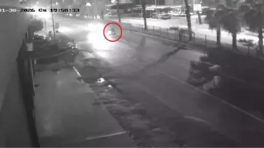 Emekli Polise Kamyonet Çarptı, Hayatını Kaybetti