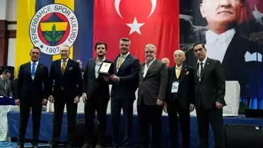 Ali Şen'e 50. Yıl Plaketi