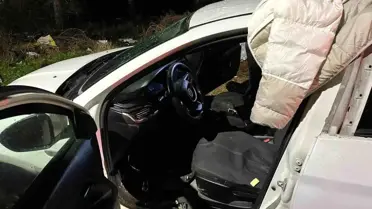 Gönen'de Otomobil Patladı, 2 Yaralı