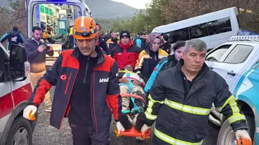 Karabük'te Minibüs Kazası: 17 Yaralı