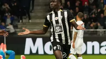 Sidiki Cherif, Fenerbahçe için İstanbul'da