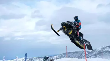 Rize'de Kar Motosikleti Şampiyonası Coşkusu